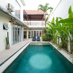 Maya Villa Seminyak (Bali)