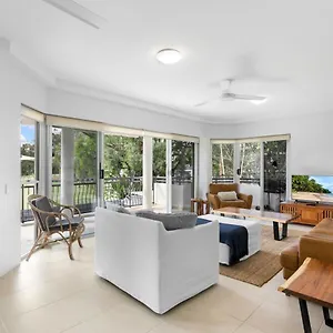 Riviera Noosa Apartment Noosaville