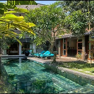 Amira Villa Legian (Bali)